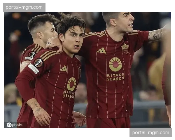 罗马3-2险胜萨勒尼塔纳，迪巴拉点射梅开二度